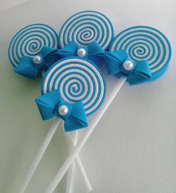 Lollipop-shaped Eve souvenir