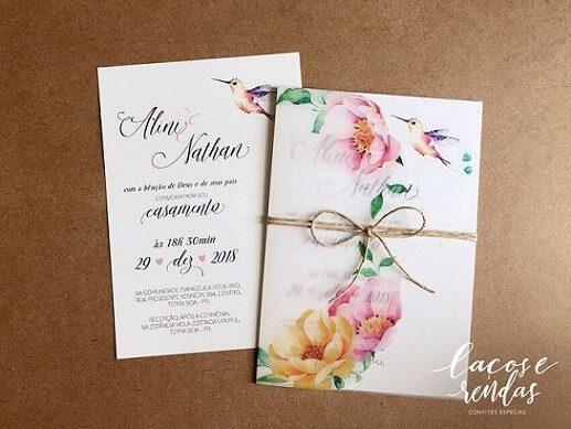 Invitation garden enchanted with flower print and kiss flower Photo by Pinterest
