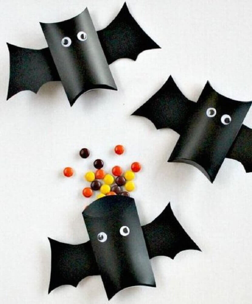 Halloween souvenir in bat format Photo Mommo Design
