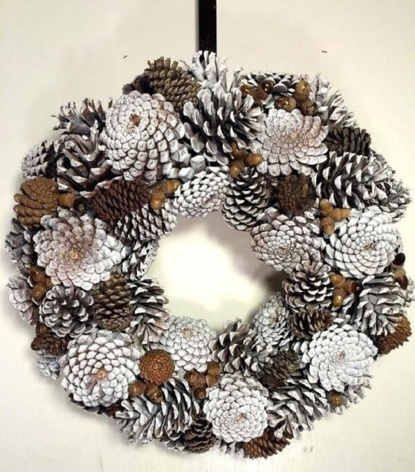 Christmas wreath made with pinecones